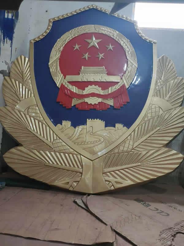 警徽制作全流程：从设计到成品的专业指南-56