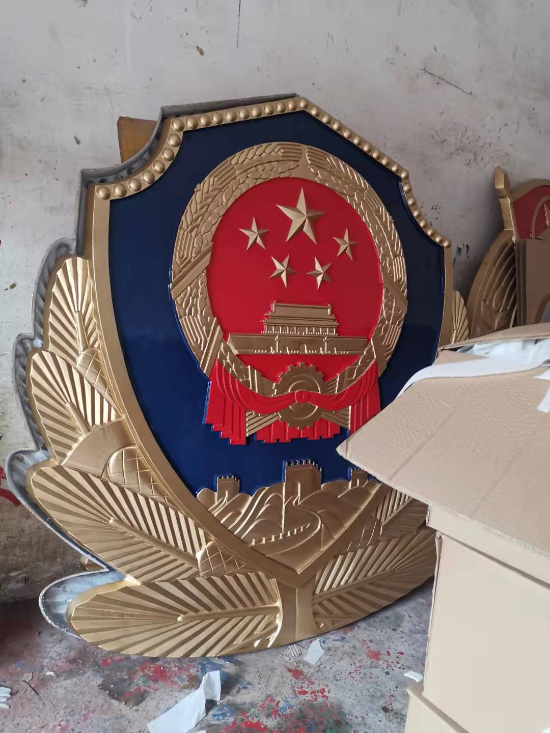 警徽的维修与保养方法